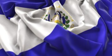 El Salvador elimina Imposto de Renda sobre investimentos estrangeiros