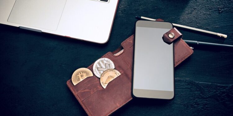Receita traz mudanças na declaração de criptomoedas no Imposto de Renda 2024; entenda