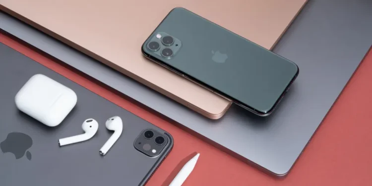 Buffett voltou a vender ações da Apple? Entenda estratégia do Oráculo de Omaha
