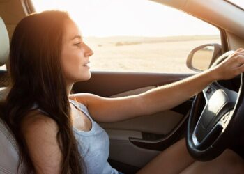 71% das mulheres querem comprar ou trocar de veículo, aponta Webmotors