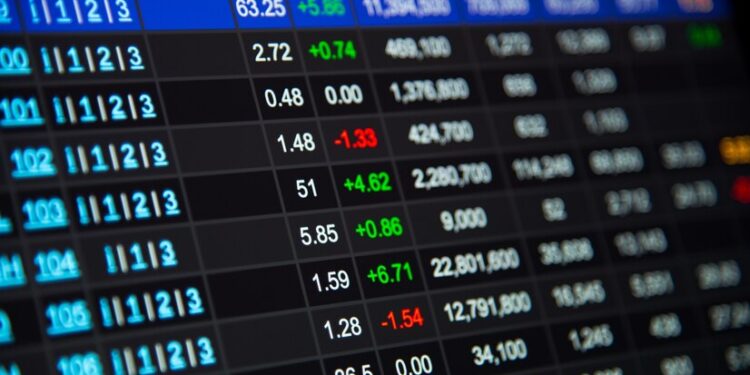 Empresa de Warren Buffett desbanca Nvidia entre ativos favoritos dos brasileiros nos EUA; veja lista