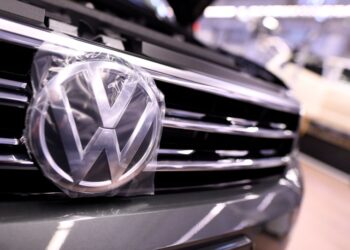 Volkswagen espera crescimento mais lento de vendas em 2024