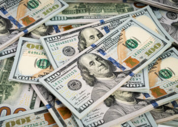 O que está acontecendo com o dólar?