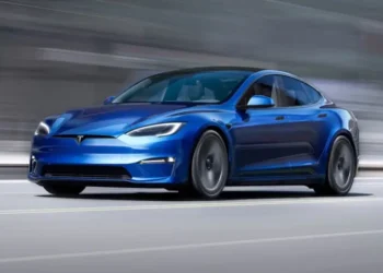 Investidores da Tesla, de Musk, se preparam para possível queda consecutiva de vendas