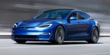 Investidores da Tesla, de Musk, se preparam para possível queda consecutiva de vendas