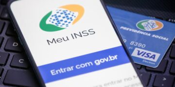 Justiça libera quase R$ 2,4 bi para pagamentos atrasados do INSS; saiba como consultar