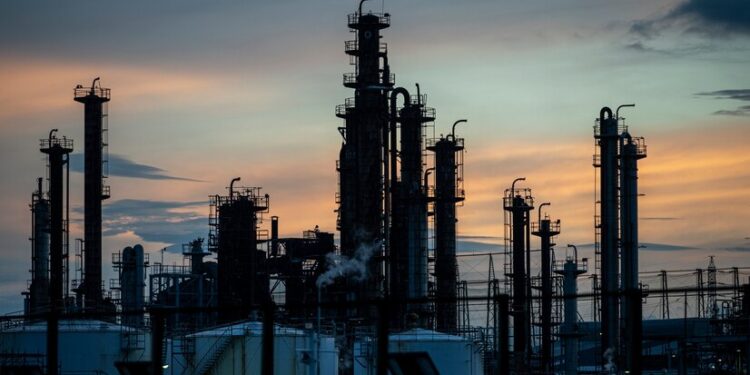 Reservas provadas de petróleo no Brasil crescem 7% em 2023, diz ANP
