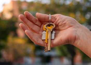 Zuk e Santander promovem leilões com mais de 350 imóveis