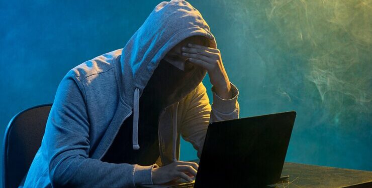 Roubo de identidade: o golpe que pode colocar suas contas e de seus contatos em risco