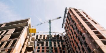 Por que investir em FOFs? Veja as principais vantagens desse ativo