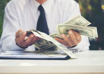 O que são debêntures e como investir?