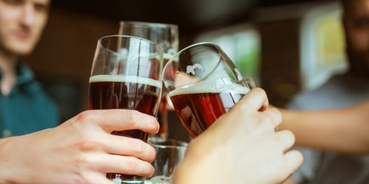 Ambev (ABEV3): crescimento da concorrente Heineken sugere balanço fraco da marca no Brasil, avalia BBA