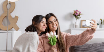 Roupas, calçados, acessórios e itens de beleza lideram as vendas para o Dia das Mães