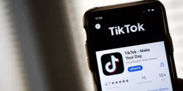 TikTok Shop: O que é a plataforma que dispara em vendas e o app quer trazer para o Brasil