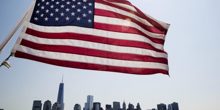 Dívida americana pode bater recorde e atingir 130% do PIB até 2034