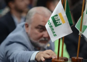 Com demissão de Jean Paul Prates, Petrobras perde R$ 37 bi em valor de mercado e ações caem 8%