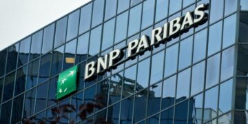 Segundo maior banco da Europa começa a investir em Bitcoin