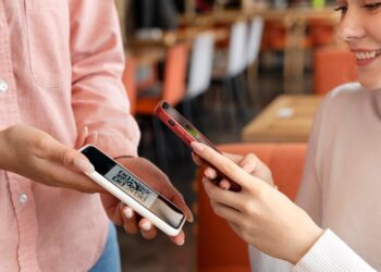 Pix e bancos digitais contribuem para a inclusão financeira no Brasil 