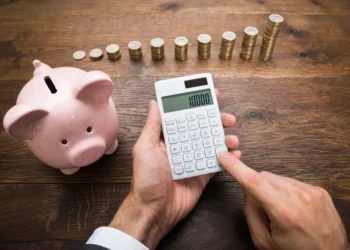 Como economizar dinheiro: passo a passo e 10 dicas