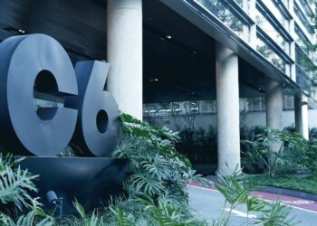 C6 Bank reverte prejuízo e registra primeiro lucro trimestral
