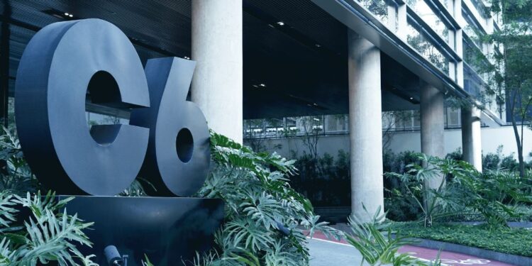 C6 Bank reverte prejuízo e registra primeiro lucro trimestral