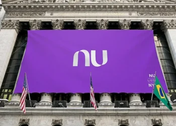 Nubank (ROXO34) alcança R$ 297 bilhões em valor de mercado