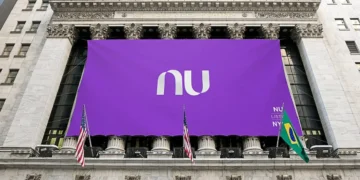 Nubank (ROXO34) alcança R$ 297 bilhões em valor de mercado