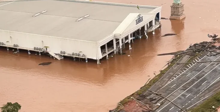 Impacto das chuvas no comércio do Rio Grande do Sul pode chegar a 86%, estima Fecomércio-RS