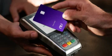 Nubank levanta US$ 150 milhões na Colômbia