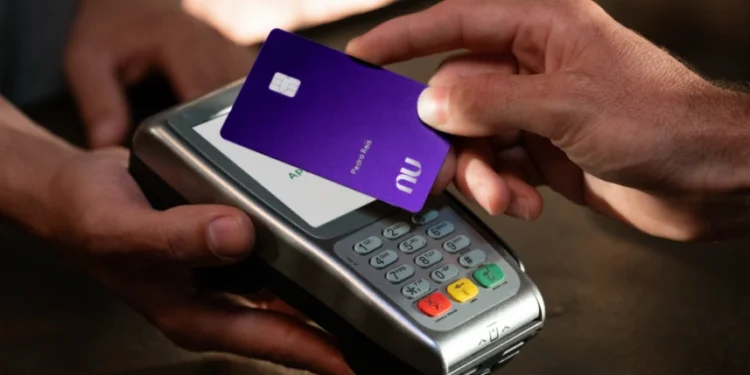 Nubank levanta US$ 150 milhões na Colômbia