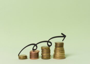 Após desaceleração de cortes na Selic, inflação sobe 0,38% em abril