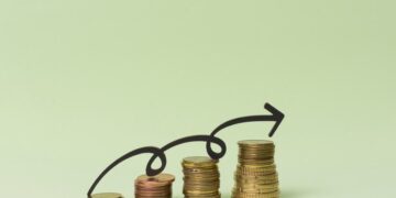 Após desaceleração de cortes na Selic, inflação sobe 0,38% em abril