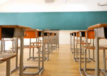 Yduqs (YDUQ3) compra Instituto Cultural Newton Paiva por R$ 49 milhões
