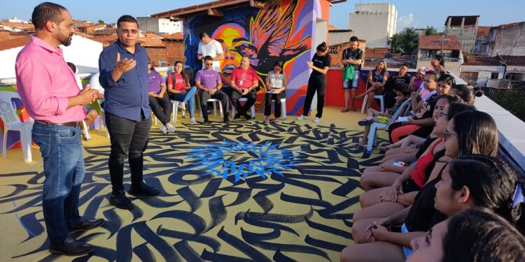 BNB e Instituto Pensando Bem firmam parceria para levar crédito a empreendedores da Favela do Inferninho