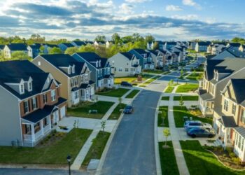 Fundo Brasileiro Oferece até 18% de Retorno com Investimento em Construção de Casas nos EUA