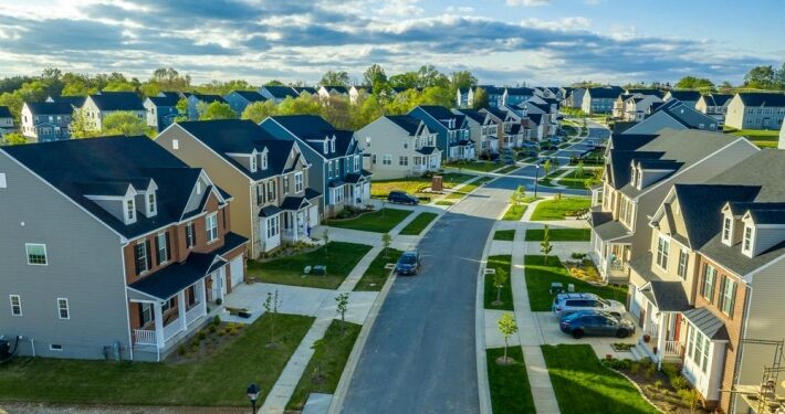 Fundo Brasileiro Oferece até 18% de Retorno com Investimento em Construção de Casas nos EUA
