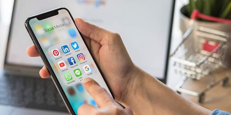 Presença digital: empreendedores precisam criar um perfil pessoal e profissional nas redes sociais?