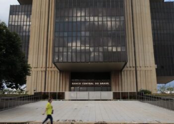 Mercado financeiro projeta inflação de 3,88% em 2024