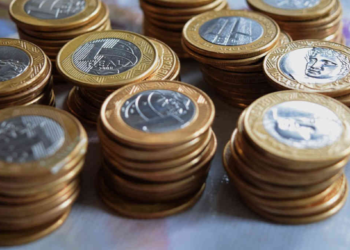 Petrobras (PETR4), Banco do Brasil (BBAS3) e mais 4 pagam dividendos bilionários esta semana; veja quem tem direito