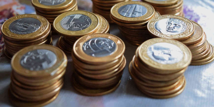 Petrobras (PETR4), Banco do Brasil (BBAS3) e mais 4 pagam dividendos bilionários esta semana; veja quem tem direito