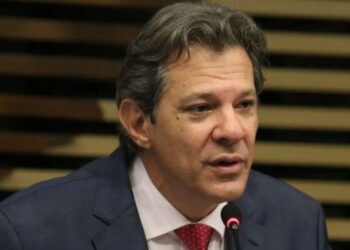 Haddad diz que governo está fazendo revisando agenda de gastos