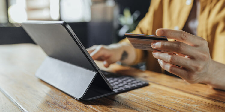 Visa emite décimo bilionésimo token, gerando USD 40 bi de incremento em comércio eletrônico no mundo