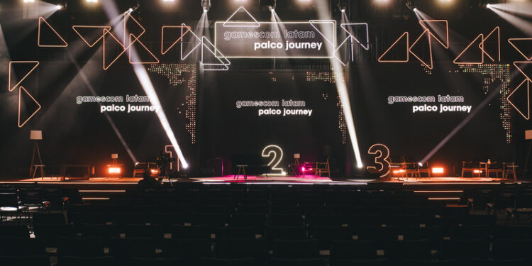gamescom latam 2024: apresentação de finalistas de melhor jogo brasileiro e palestras marcam a abertura do primeiro dia de evento