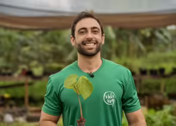 Depois de virar vegano, ele criou uma startup de produtos plant-based que fatura R$ 100 milhões