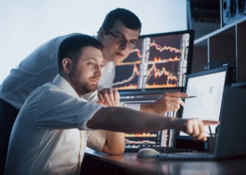 Brasileiros Aumentam Investimentos em Produtos Financeiros