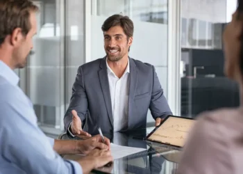 Anbima divulga nomes das novas certificações para profissionais de investimentos