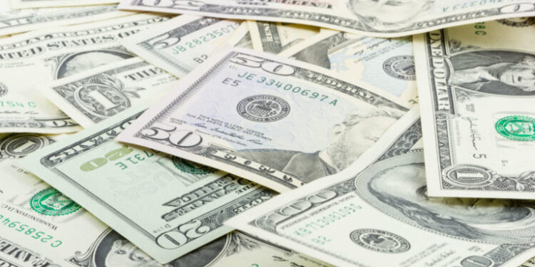 Entenda a alta de 10,50% do dólar