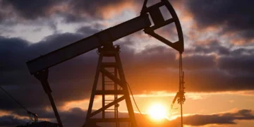 Opep+ prorroga cortes na produção de petróleo até 2025