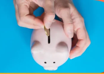 Economizar dinheiro ganhando pouco é possível? Mostramos que sim!
