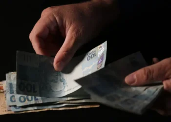 Inflação de 2024 pesa mais para famílias de renda muito baixa